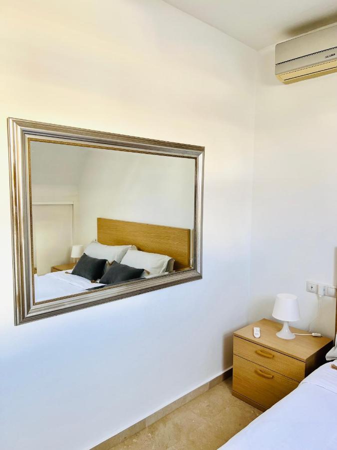 Fuengirola Sweet Apartamentアパートメント エクステリア 写真