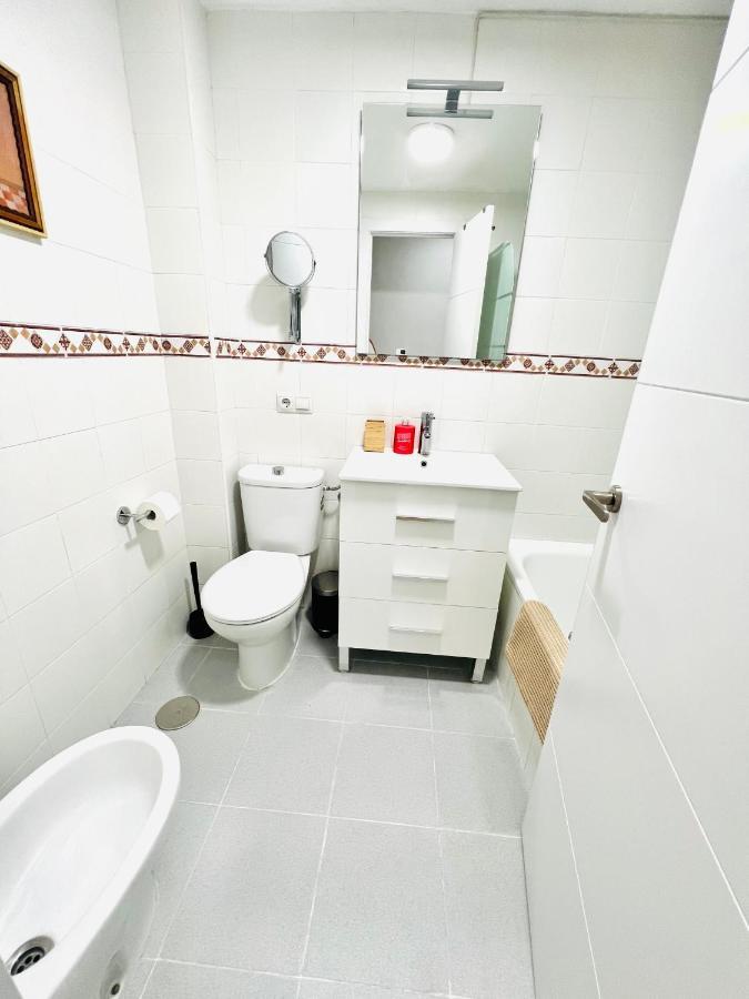 Fuengirola Sweet Apartamentアパートメント エクステリア 写真